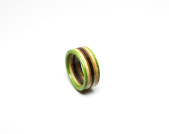 Skateboard Ring (lime green/black)
