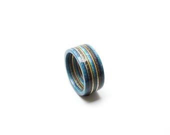 Wooden Skateboard Ring (blue/black)