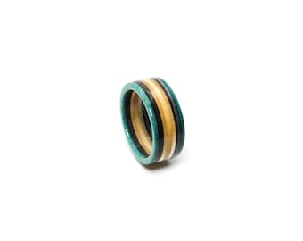 Wooden Skateboard Ring (black/teal)