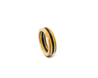 Wooden Skateboard Ring (black stripe)