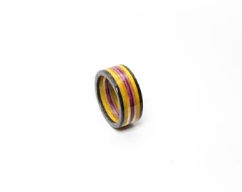 Skateboard Ring (black/gold/purple)
