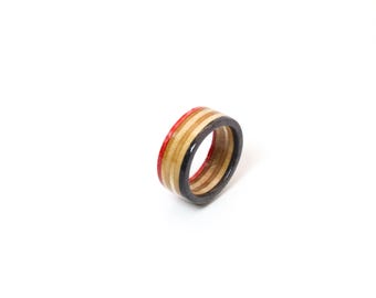 Wooden Skateboard Ring (red/black)