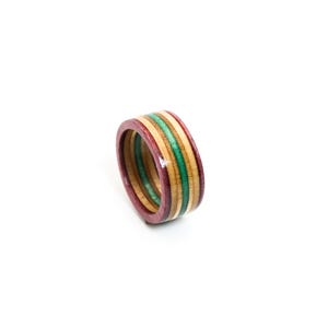 Skateboard Ring (red/teal)