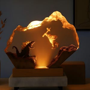 Godzilla vs Kong Resin Lamp, Handmade Movie Lamp, Custom Resin Night Light, Epoxy Wood Lamp, Monster Battle Lamp, Unique Gift for Fans