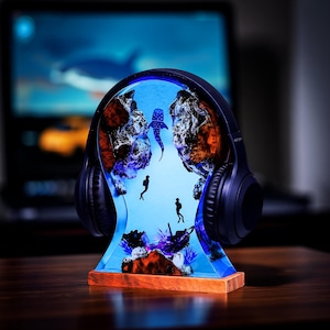 Underwater Ocean Resin Lamp, Scuba Diver LED Night Light, Handmade Epoxy Wood Lamp, Whale Shark Aquarium Desk Lamp, Diver Gift