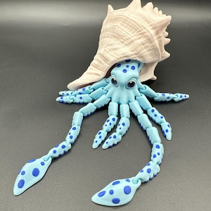 Articulating Squid with Magnetic Shell