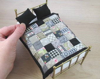 Dollhouse Miniature Single Patchwork Quilt in 12th Scale - Monochrome 3/4" Squares