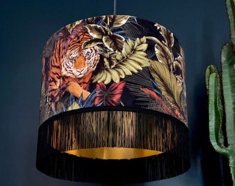 Pantalla de lámpara Big Cat Tiger en color óxido con forro dorado y flecos negros