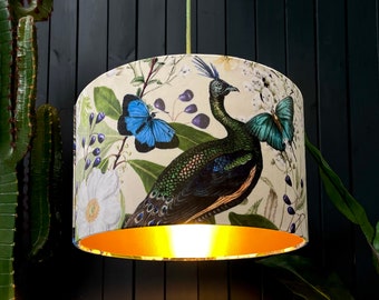 Abażur z pergaminu Mythical Plumes Peacock Velvet ze złotą podszewką