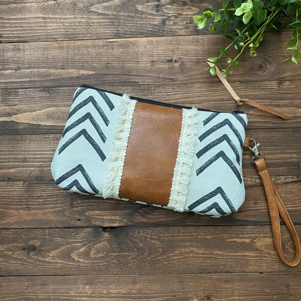 Curvy Clutch in Herringbone MudCloth with Vegan Leather and Fringe Lace - Zippered Wristlet Clutch / Bridesmaid Gift / Cell Phone Clutch