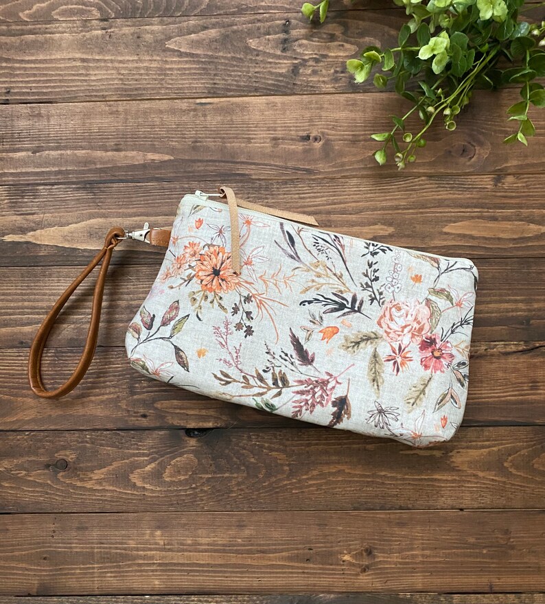 Curvy Clutch in Delilah Floral in Autumn with Vegan Leather and Fringe Lace Zippered Wristlet Clutch / Bridesmaid Gift / Cell Phone Clutch image 3