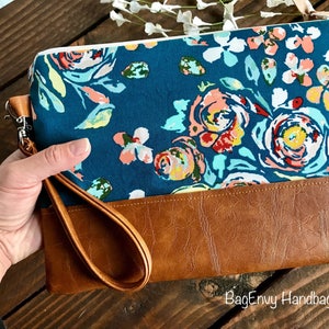 Grab N Go Wristlet Clutch Teal Boho Flora with Vegan Leather image 3