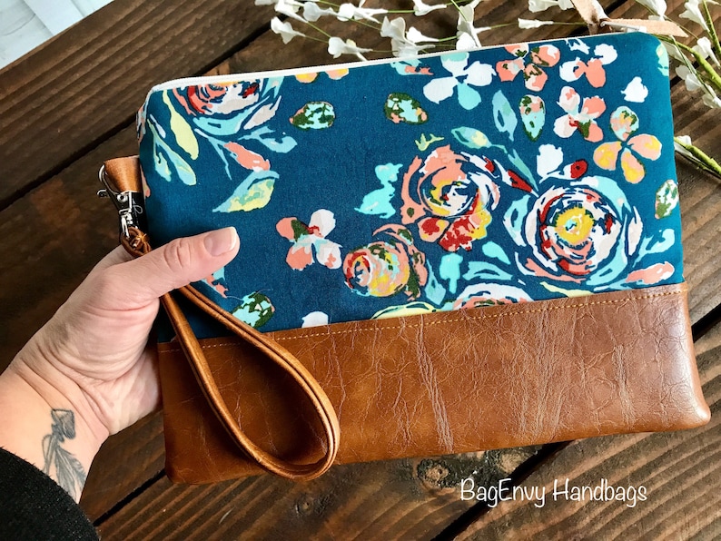 Grab N Go Wristlet Clutch Teal Boho Flora with Vegan Leather image 3