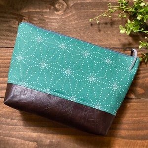Emerald Star with Vegan Leather Large Make Up Bag / Diaper Clutch / Bridesmaid Gift image 2