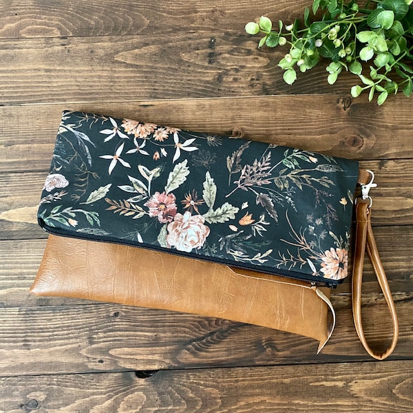 Fold Over Clutch - Delilah Floral in Black with Vegan Leather - Detachable Wristlet