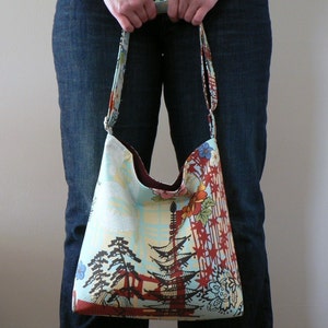 Messenger Slouchy Tote Kaleidoscope Floral in Grey with Vegan Leather Adjustable Strap image 5