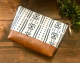 MudCloth in White Vegan Leather - Large Make Up Bag / Diaper Clutch / Bridesmaid Gift