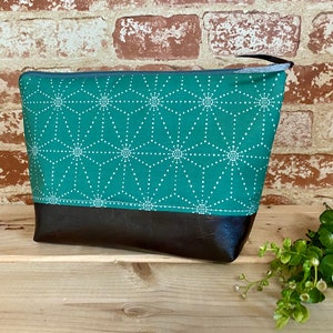 Emerald Star with Vegan Leather Large Make Up Bag / Diaper Clutch / Bridesmaid Gift image 1