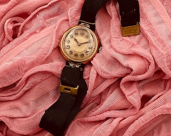 Antique 9ct Gold Ladies Mechanical Wristwatch • Early 1900s  • Fully Hallmarked • Working Order