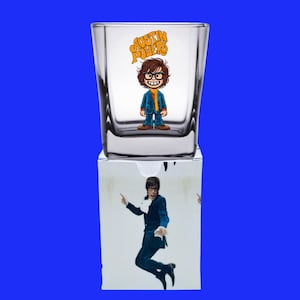 PEANUTS/ 90's MOVIE THEMED Shot Glasses w/ Gift Boxes!