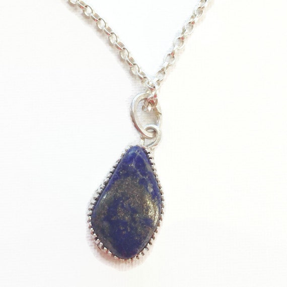 Vintage Lapis Lazuli 925 sterling silver necklace 925 silver mini belcher chain....blue gemstone