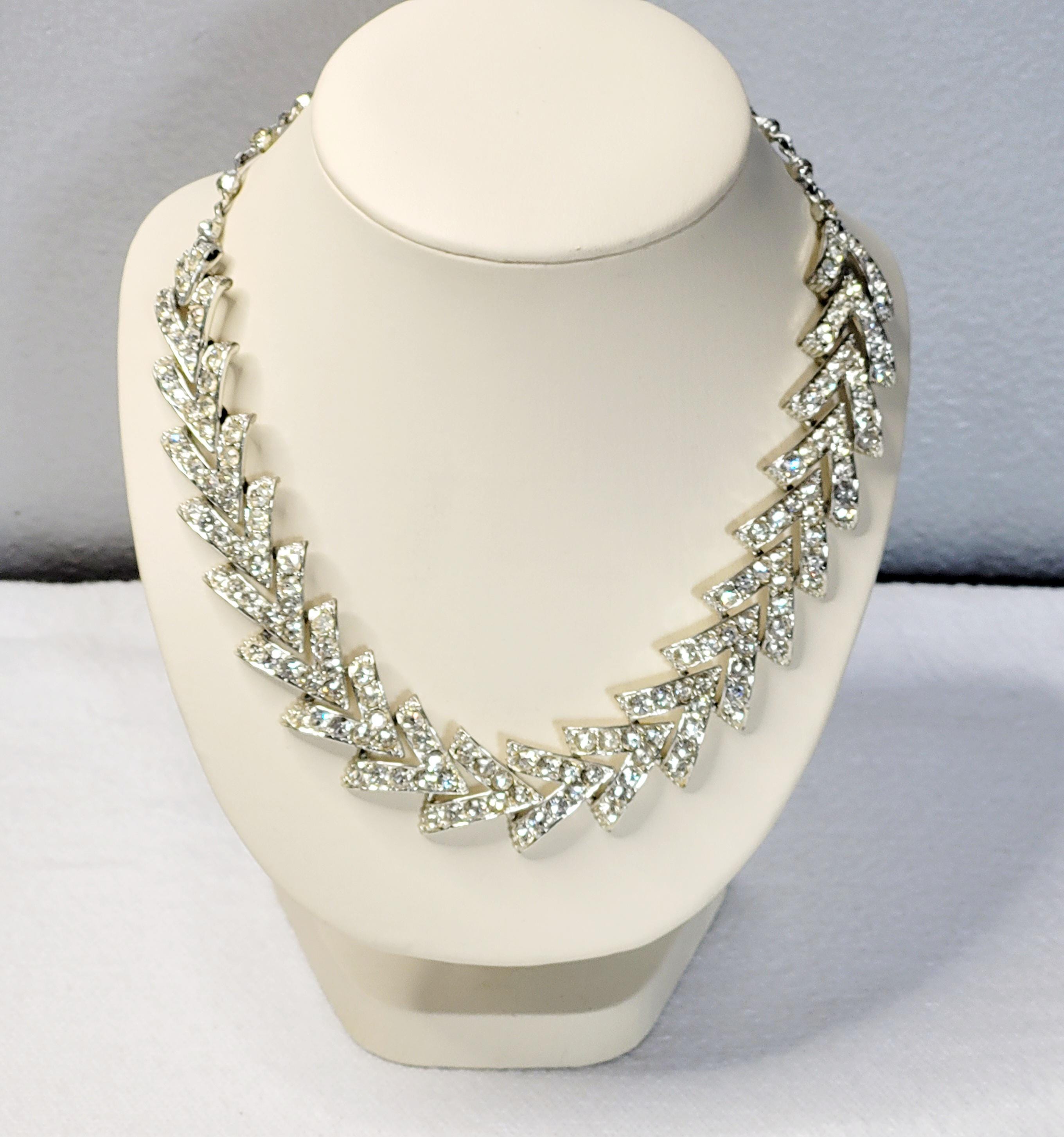 Sara Silver Vintage Necklace - Etsy