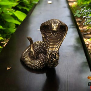 Solid Brass Snake Figurine | Vintage-Inspired Cobra Tabletop Statue | Unique Animal Desk Ornament | Home & Garden Decoration
