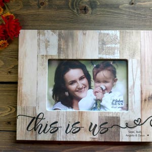 This is Us Picture Frame,,family picture frame, Christmas Gift Family Frame, Personalized Family Frame, Dad Gift, Mom Gift,