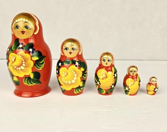 Vintage Wooden Nesting Doll Set Figurines Lucy Locket Fairies