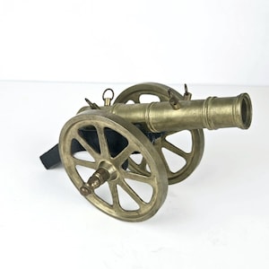 Miniature Brass Canon Military Desk or Shelf Decor Man Cave Den Office Father&#39;s Day Gift 1950&#39;s FLAW