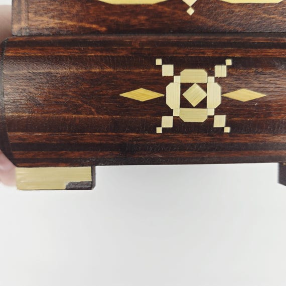 Vtg Handmade Straw Inlaid Wooden Trinket Box Geom… - image 4