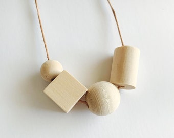 Minimal Mama Necklace