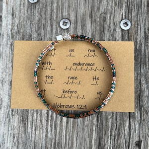 Bracelet code Morse, vers de la Bible Hébreux 12:1, cadeau de remise des diplômes