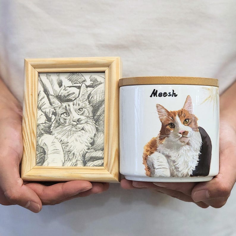s size pet urn and 4-inch hand sketch