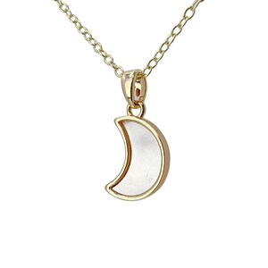 Collar de media luna, encanto de luna dorada, collar de capas delicadas joyas espirituales