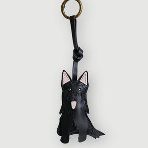 Llavero de cuero personalizado de pastor alemán negro: colgante para bolso de perro hecho a mano, llavero de cuero