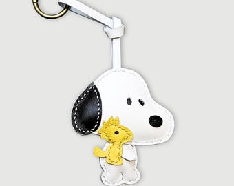 Schattige leren hondentas bedel – handgemaakt tasaccessoire / sleutelhanger