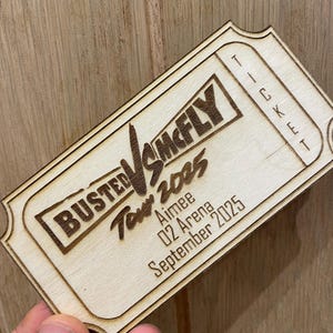 Busted vs Mcfly Geschenkkarte, Geschenkkarte, Busted, Mcfly, Tickets, Veranstaltungskarten, Band-Holzgeschenkkarte, Kühlschrankmagnet, personalisiertes Geschenk,