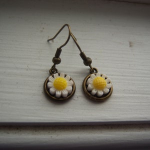 Daisy Earrings Flower Earrings Wedding Earrings Garden Earrings image 3