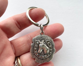 Horse horseshoe Keychain -Horse Lover Keychain - lucky keychain