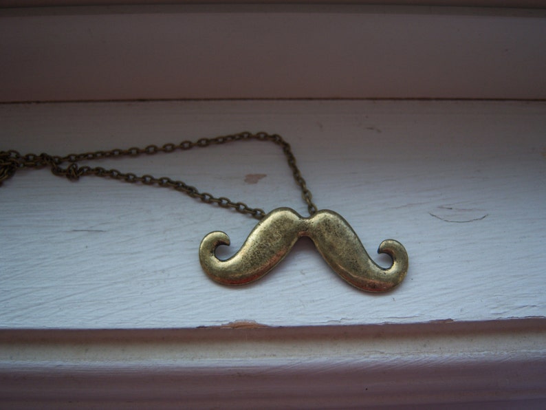 Moustache necklace movember Free Gift With Purchase image 1