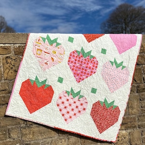 Strawberries & Cream Easy Fat Quarter Quilt Pattern PDF by Pam and Nicky Lintott