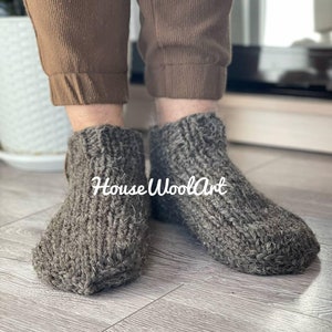 Handmade Wool Socks: Short Dark Gray Unisex Organic Sheep Wool