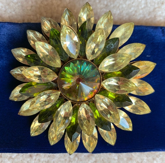 Vintage Large Rhinestone Chrysanthemum Brooch