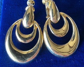 NAPIER Vintage Gold Tone Clip/Screw Dangle Earrings