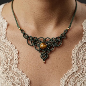 Boho Macrame Necklace Gemstone Jewellery, Delicate Minimalist Choker,Micromacrame,  Crystal Choker,Everyday Jewellery Spiritual Gift