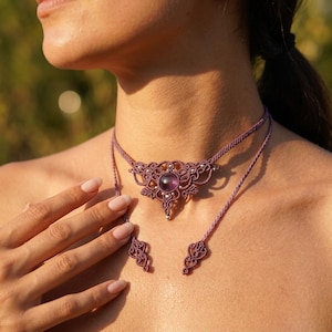 Gargantilla de macramé marrón, collar de macramé con piedras preciosas, collar pequeño de macramé con amatista, collar delicado, gargantilla minimalista personalizada