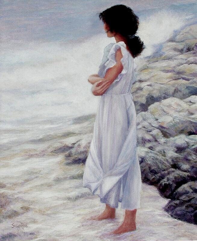 Impression d'art femme sur la plage par Susan Rios, brune sur la plage, décoration océan, impression océan par temps couvert, oeuvre d'art femme romantique en blanc, femme à l'océan