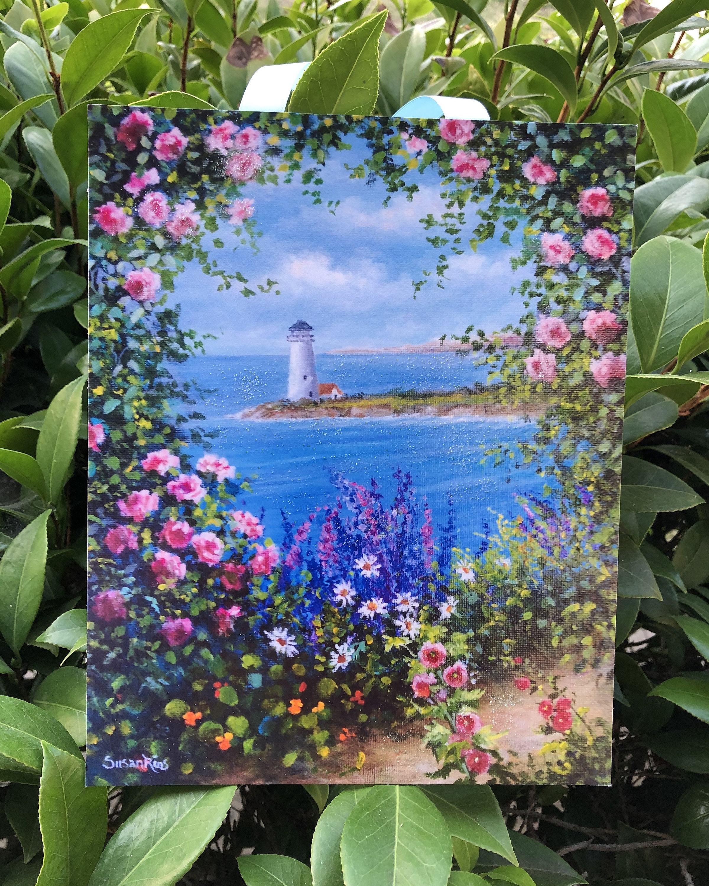 Lámina artística de faro: rosas, margaritas y vista al mar - Etsy México, image size:2399x3000