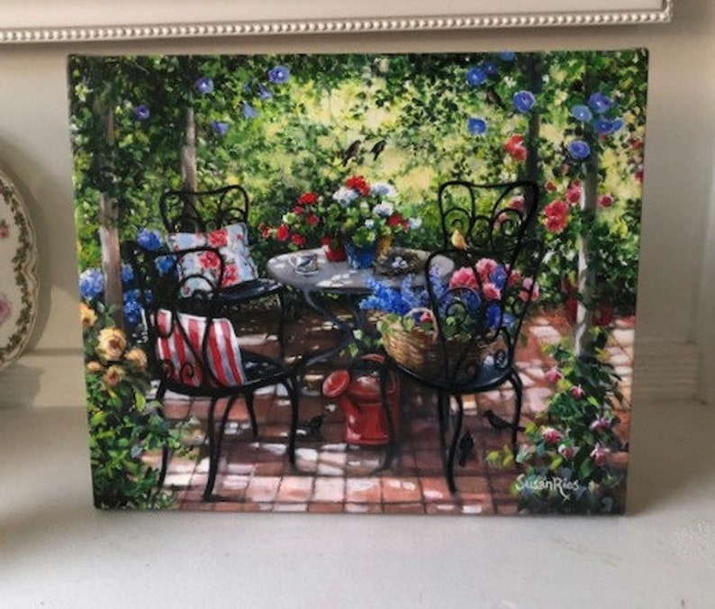 Red White and Blue Patio Floral Patio With Birds for the Etsy